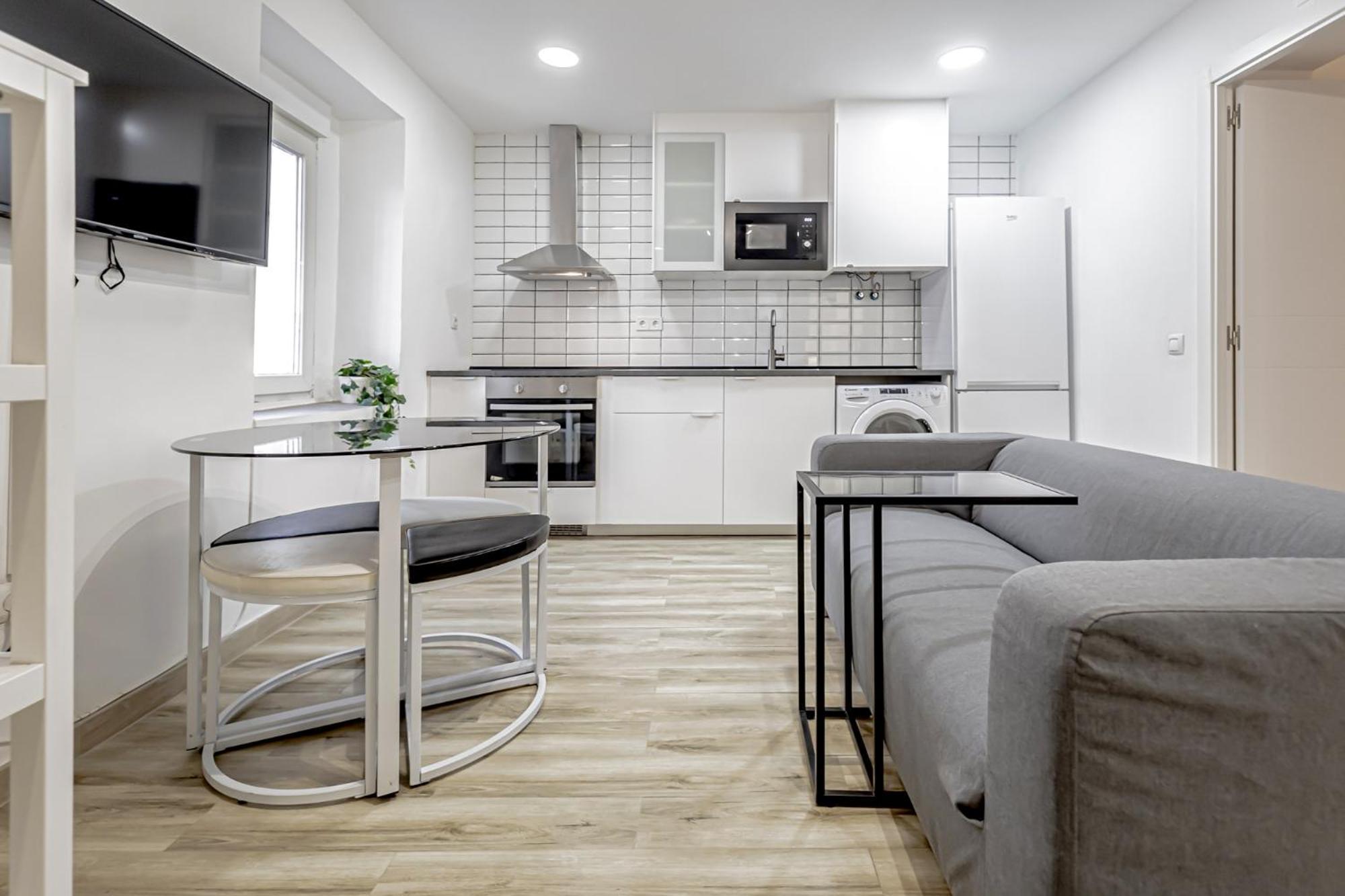 Apartamentos Pensamiento Madrid Esterno foto